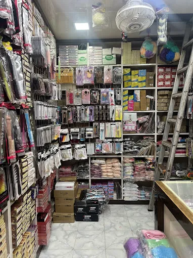 MANOHAR NOVELTIES (COSMETICS)